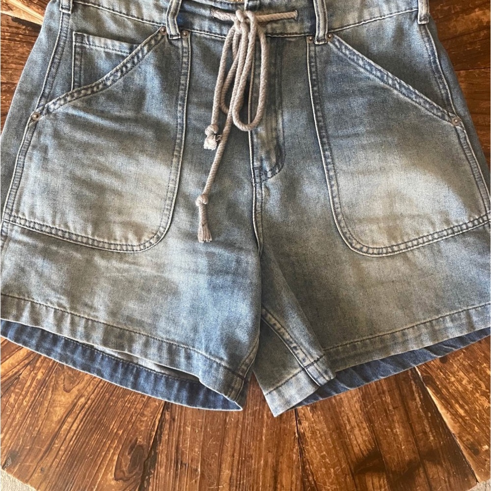 Neuflora Denim Blue Women's Shorts
